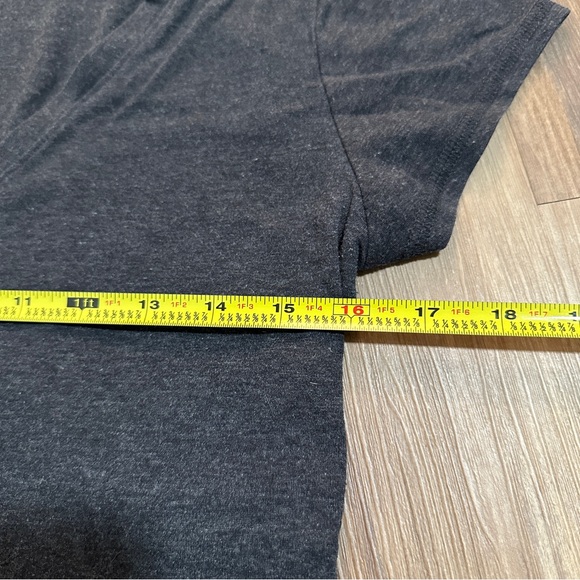 Women’s V-Neck Top - Picture 3 of 7